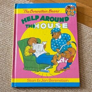 The Berenstain Bears Help Around the House Book